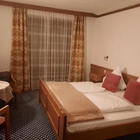 Edenhof Apartamento *