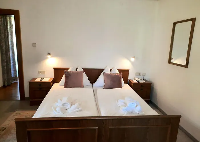 Edenhof Apartament *